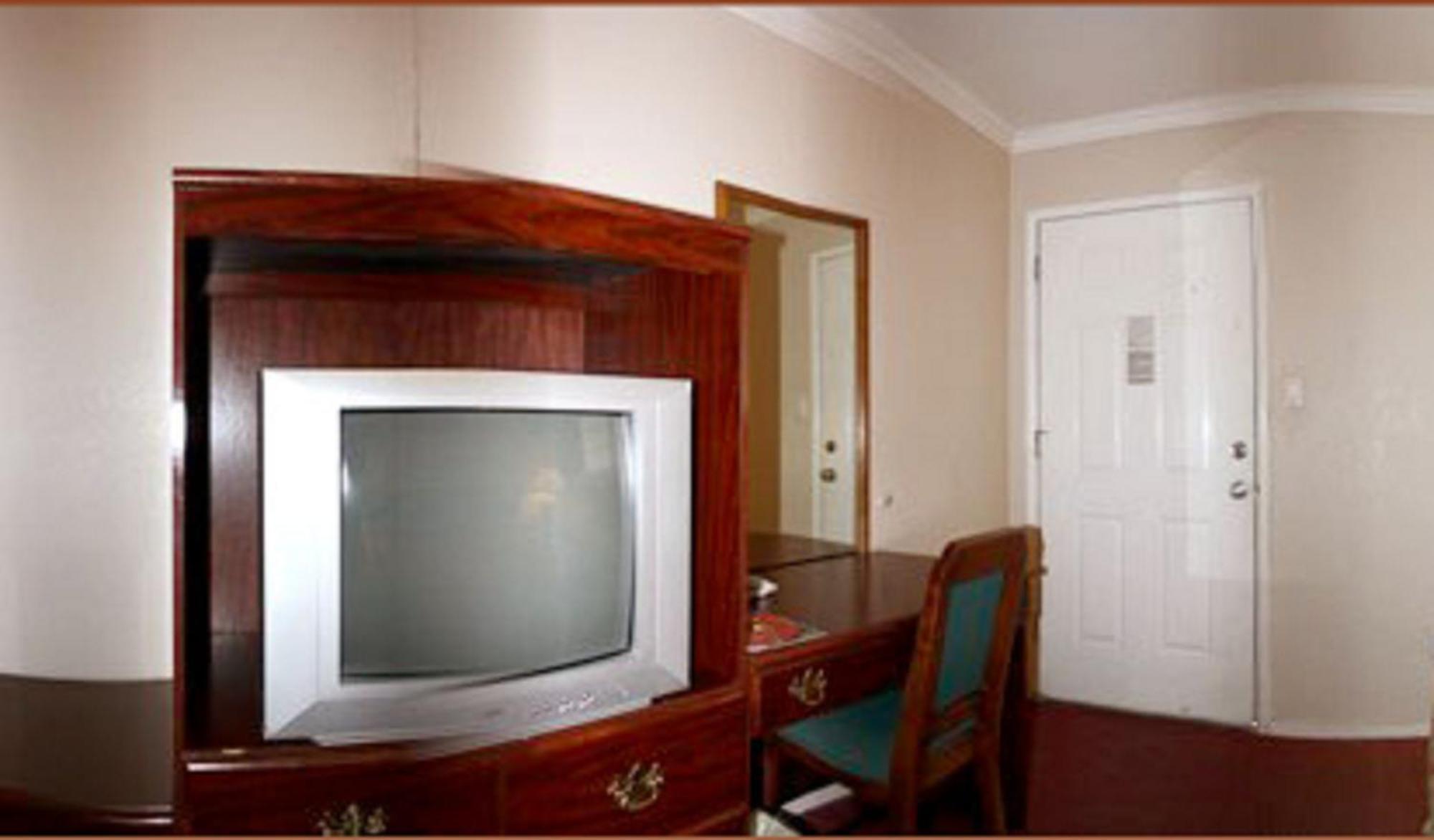 Sunset Inn And Suites West Sacramento Esterno foto