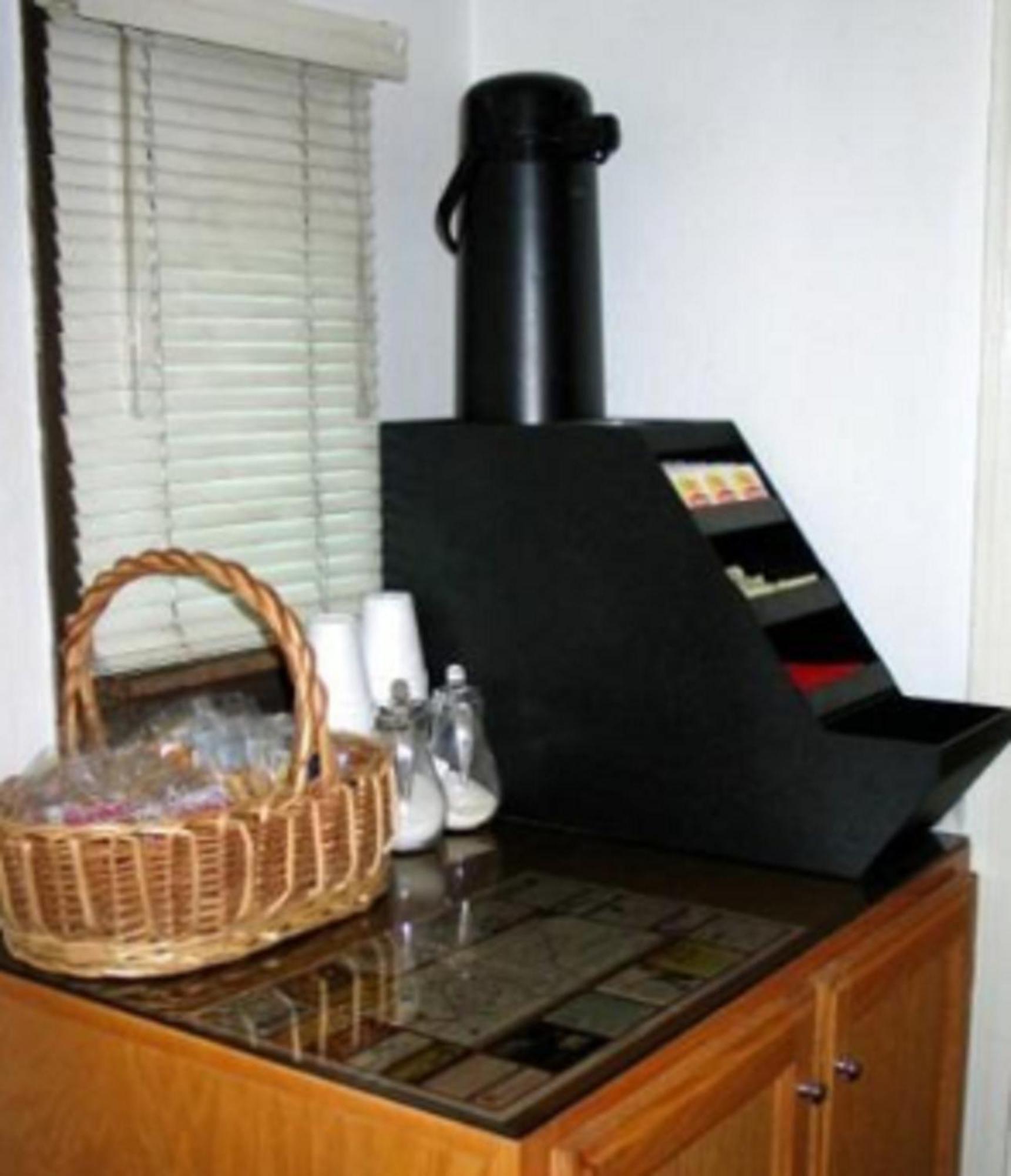 Sunset Inn And Suites West Sacramento Ristorante foto