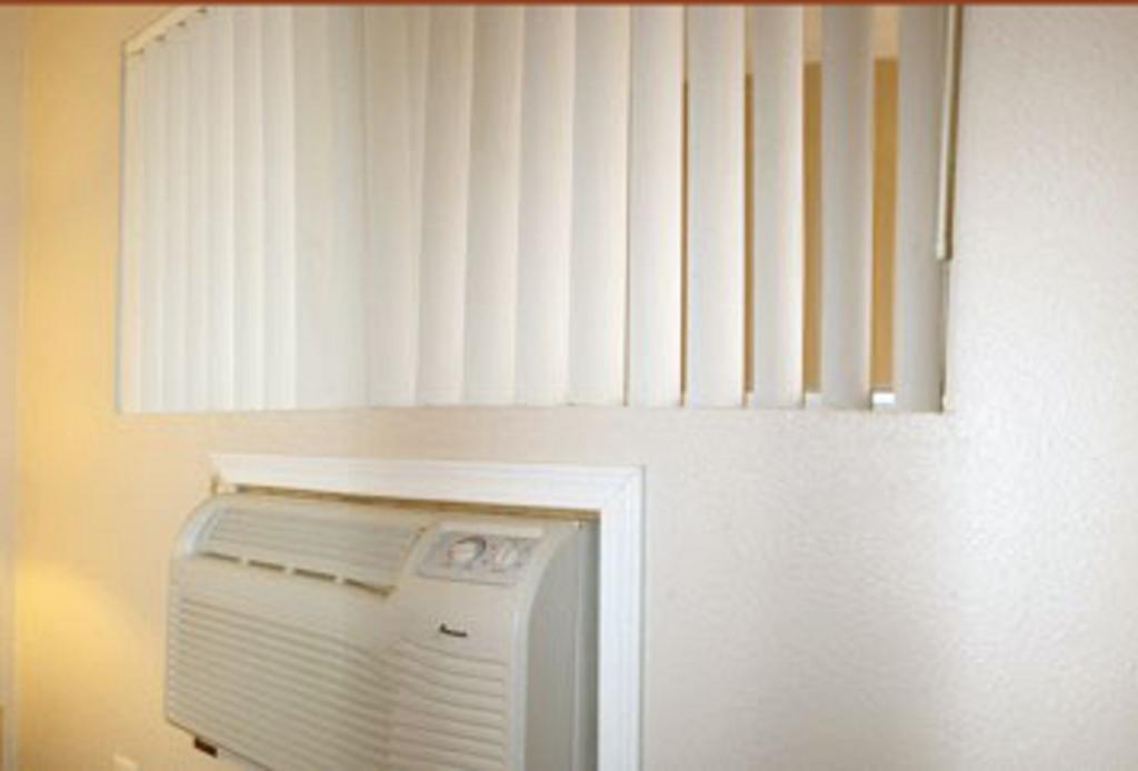 Sunset Inn And Suites West Sacramento Esterno foto